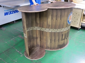 樽型　カウンターテーブル